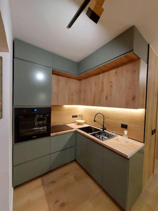Frequency 286 Tirane Apartment Exterior photo